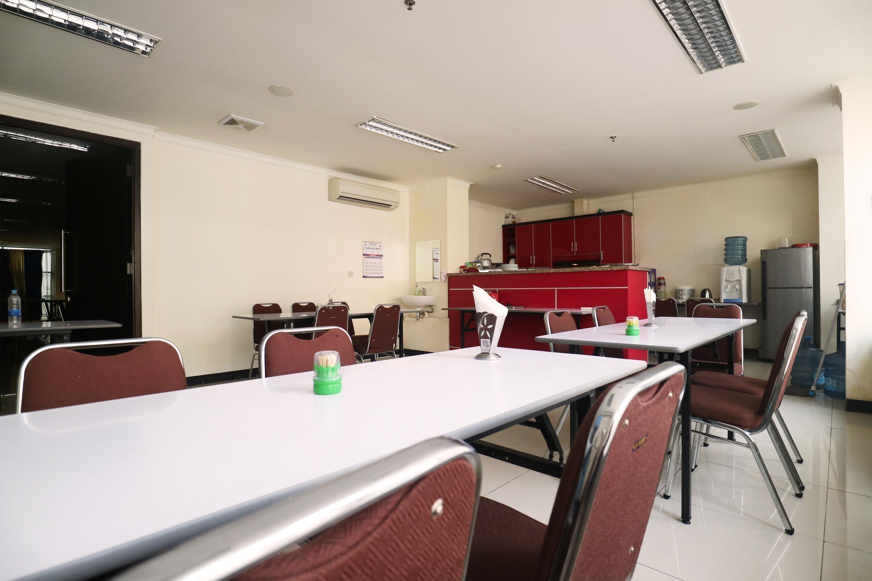 Hotel Inkopdit Jakarta Bagian luar foto